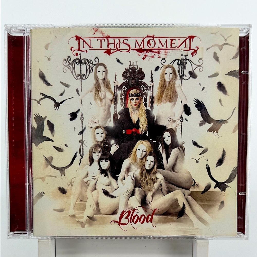 In This Moment - Blood 2-Disc Special Edition on CD. 2012